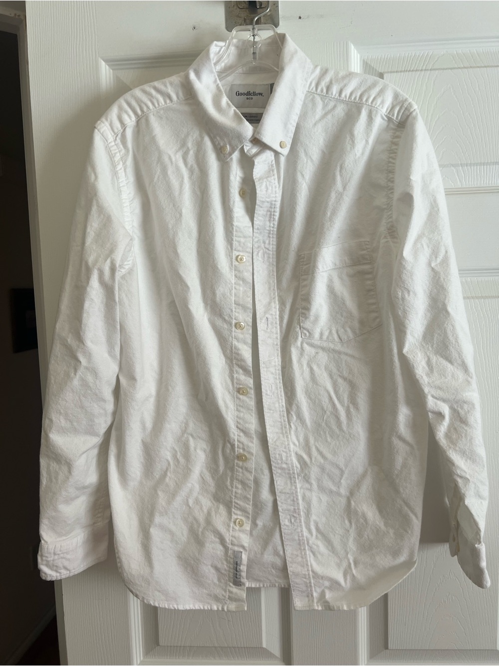 Goodfellow White Slim Medium Shirt Button Down Collar Cotton Long Sleeves Pocket